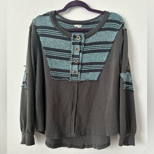 POL Oversized Star Detail Knit Top- Size S